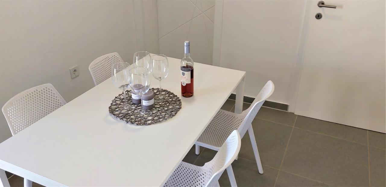 Vip Deluxe Apartment Arian Novalja Luaran gambar